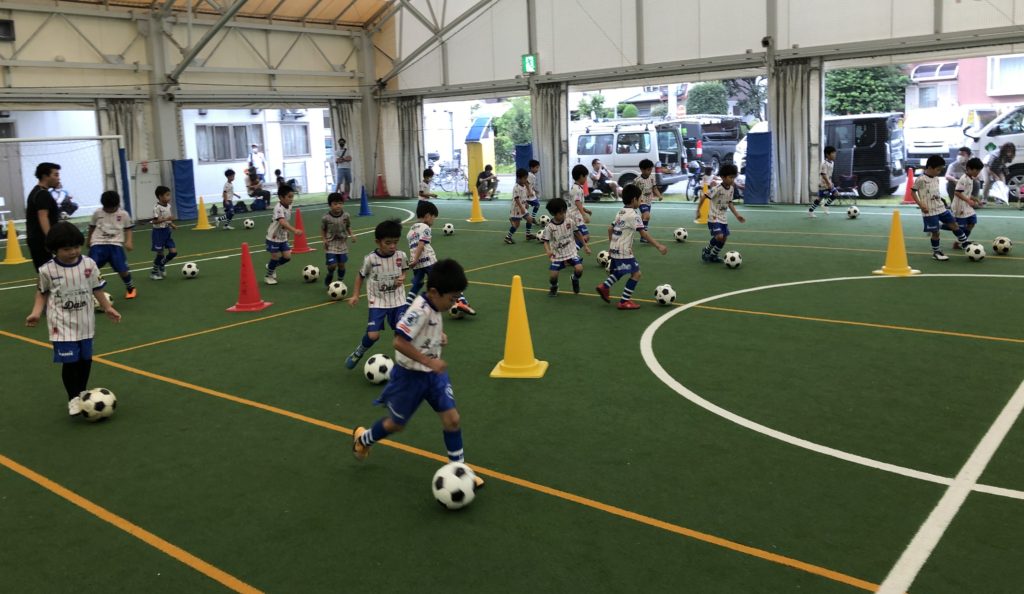サッカースクール（2歳〜）